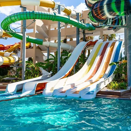 Gold 2+1 Main Building With Free Aquapark Apartment