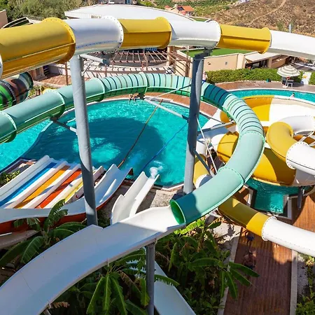 Gold 2+1 Main Building With Free Aquapark Apartment