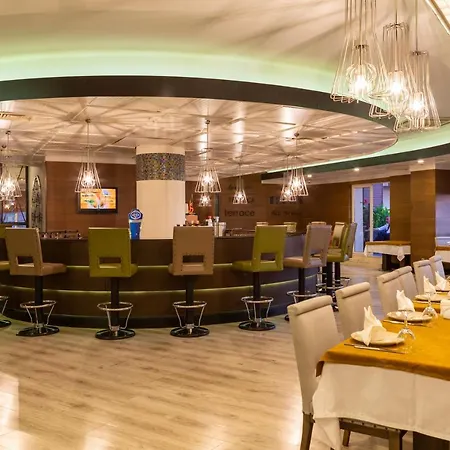 Gold 2+1 Main Building With Free Aquapark Apartment Alanya